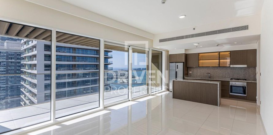Appartement à Dubai Harbour, Dubai, EAU: 2 chambres, 136.2 m2 № 782507