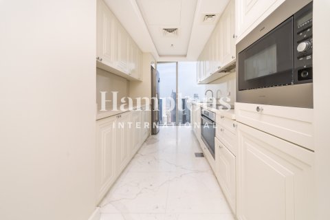 Penthouse in Downtown Dubai (Downtown Burj Dubai), UAE 4 bedrooms, 263.84452000 sq.m. № 777701 - photo 11