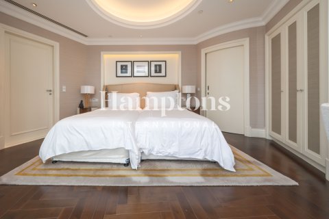 Penthouse in Downtown Dubai (Downtown Burj Dubai), UAE 4 bedrooms, 263.84452000 sq.m. № 777701 - photo 9