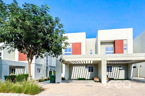 Dubai Land, Dubai, UAE의 타운하우스 침실 4개, 209.22제곱미터 번호 775984
