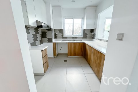 Řadový dům v Dubai Land, Dubai, SAE 4 ložnice, 209.22 m² Č.: 775984 - fotografie 3