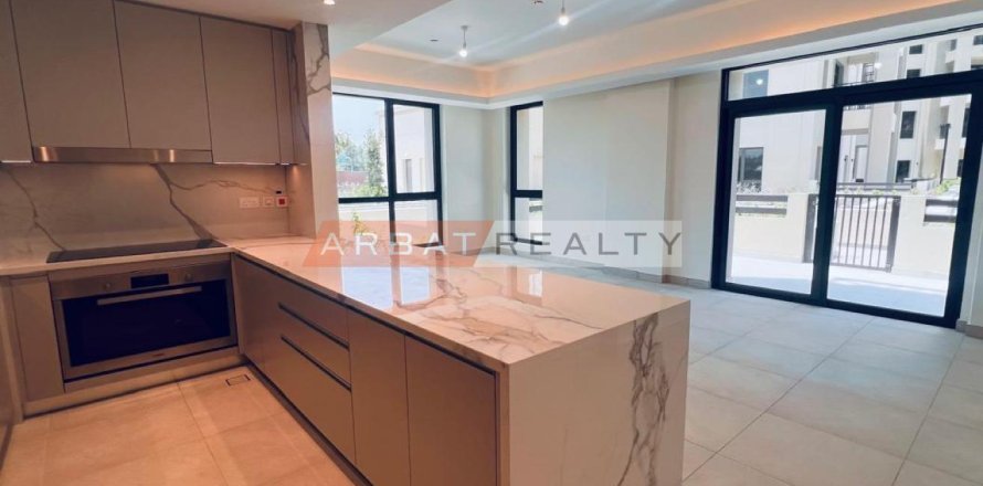 Huoneisto Umm Suqeim, Dubai, Arabiemiraatit 2 makuuhuonetta, 155.24 m2 № 769945