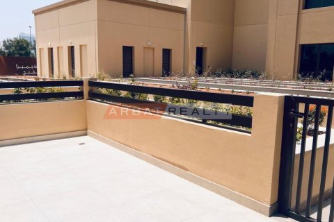 Huoneisto Umm Suqeim, Dubai, Arabiemiraatit 2 makuuhuonetta, 155.24 m2 № 769945 - kuva 15