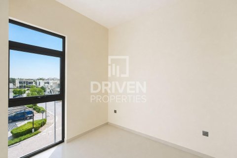 Radový dom v Dubai, SAE 5 spální, 174.84 m2 č. 778782 - Fotografia 14