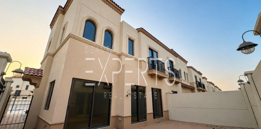 Таунхаус в Khalifa City, Абу-Даби, ОАЕ 3 спальні, 171.96м2 № 780183