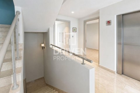 Apartament de închiriat în Dubai Marina, Dubai, EAU 4 dormitoare, 811.23 mp.  №778933 - poză 16