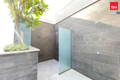 Business Bay, Dubai, UAE의 임대용 아파트 침실 2개, 124.4제곱미터 번호 769807 - 사진 12