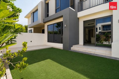 Vilă de închiriat în Dubai Hills Estate, Dubai, EAU 4 dormitoare, 202 mp. №769668 - poză 2