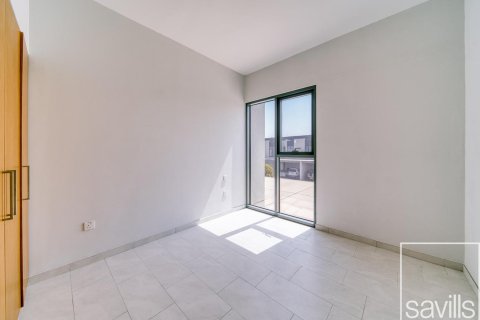 Townhouse in Dubai Land, Dubai, UAE 3 bedrooms, 161 sq.m. № 778320 - photo 19