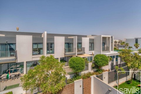 Townhouse in Dubai Land, Dubai, UAE 3 bedrooms, 161 sq.m. № 778320 - photo 18
