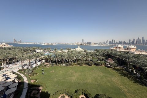 Apartment til salg i Palm Jumeirah, Dubai, UAE 101 kvm № 769531 - foto 1