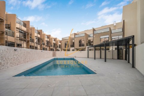 Maison de ville à louer à Dubai Investment Park, Dubai, EAU 3 chambres, 288 m2 № 769739 - photo 24