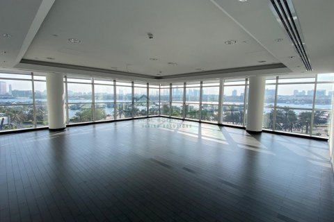 Kancelária v Deira, Dubai, SAE 8000 m2 č. 295898