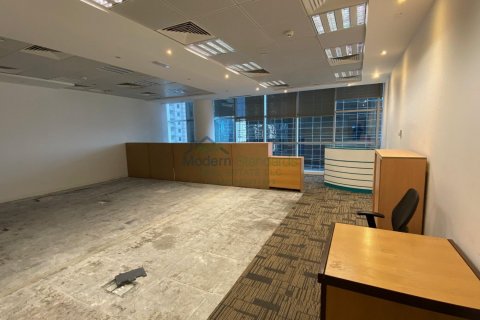 משרד להשכרה ב Deira, Dubai, איחוד האמירויות  8000 מ"ר, מספר 295898 - תמונה 2