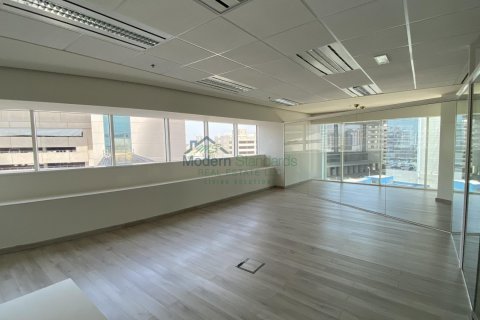 Office til leje i Sheikh Zayed Road, Dubai, UAE 2270 kvm № 294003 - foto 8