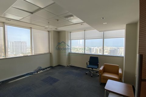 Office in Sheikh Zayed Road, Dubai, UAE 4000 sq.m. № 294473 - photo 14