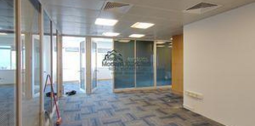 Офіс в Sheikh Zayed Road, Дубай, ОАЕ 4006м2 № 293998