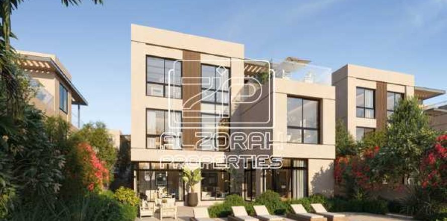 Villa in Sharjah, UAE 5 bedrooms, 697 sq.m. № 763220