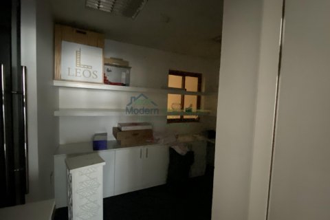Office in Sheikh Zayed Road, Dubai, UAE 4000 sq.m. № 294473 - photo 18