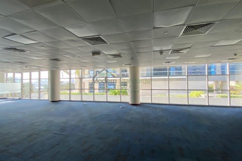 Oficina en alquiler en Deira, Dubai, EAU 5811 m2 № 295916 - foto 6