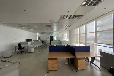 Oficina en alquiler en Deira, Dubai, EAU 5811 m2 № 295916 - foto 7