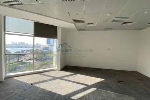 משרד להשכרה ב Deira, Dubai, איחוד האמירויות  8000 מ"ר, מספר 295898 - תמונה 10