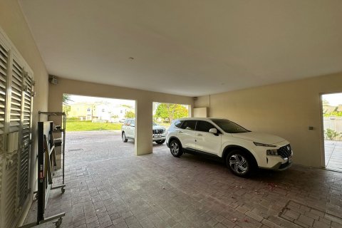 וילה להשכרה ב Dubai Sports City, Dubai, איחוד האמירויות 5 חדרי שינה, 7354.01 מ"ר, מספר 294458 - תמונה 17