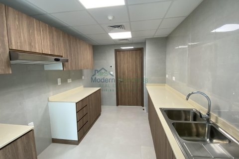 Appartement te huur in Sheikh Zayed Road, Dubai, VAE 2 slaapkamers, 1458 vr.m., nr 295920 - foto 17