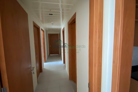 Пәтер Sheikh Zayed Road, Дубай, БАӘ-да 3 жатын бөлмелер, 1337 м² № 294464 - фото 9