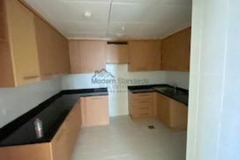 Appartement te huur in Sheikh Zayed Road, Dubai, VAE 2 slaapkamers, 1128 vr.m., nr 294466 - foto 9