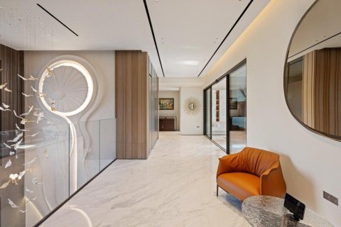 Duplex in Dubai, UAE 6 bedrooms, 929 sq.m. № 703168 - photo 7