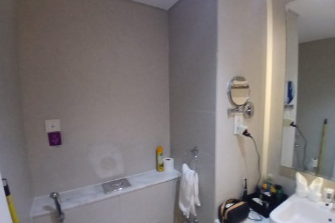 דירה למכירה ב Business Bay, Dubai, איחוד האמירויות  1 חדר, 37.90 מ"ר, מספר 687938 - תמונה 8