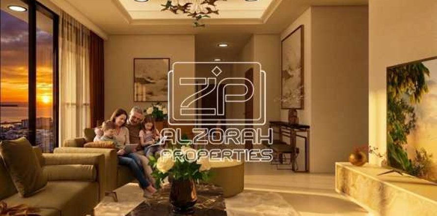 Apartment in Al Khan, Sharjah, UAE 2 bedrooms, 188 sq.m. № 727158