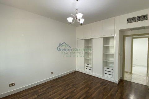 Appartement à louer à Sheikh Zayed Road, Dubai, EAU 3 chambres, 2280 m2 № 295342 - photo 9
