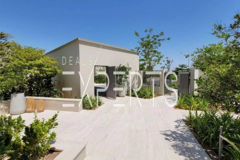 Vilë në Abu Dhabi, Emiratet e Bashkuara Arabe 6 dhoma gjumi, 830.7 m2. № 722304 - Foto 3