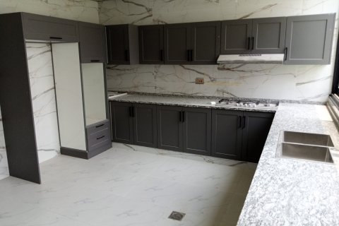 Townhouse in Al Zorah, Ajman, UAE 3 bedrooms, 330 sq.m. № 645107 - photo 11