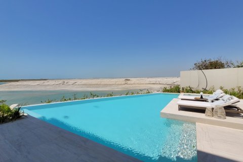 Huvila Abu Dhabi, Arabiemiraatit 6 makuuhuonetta, 830.7 m2 № 763463 - kuva 2