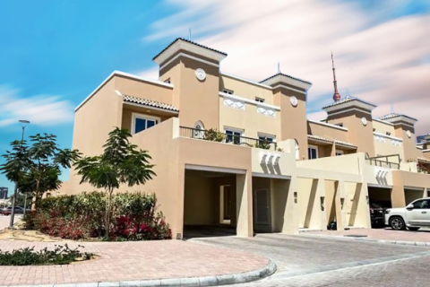 טאונהאוס ב Dubai Sports City, Dubai, איחוד האמירויות 5 חדרי שינה, 2658.69 מ