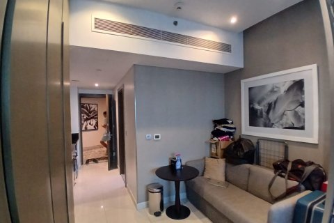 דירה למכירה ב Business Bay, Dubai, איחוד האמירויות  1 חדר, 37.90 מ"ר, מספר 687938 - תמונה 16