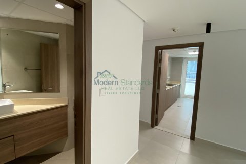 Appartement te huur in Sheikh Zayed Road, Dubai, VAE 2 slaapkamers, 1458 vr.m., nr 295920 - foto 12