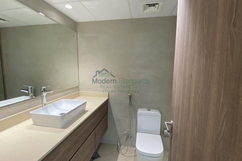 Appartement te huur in Sheikh Zayed Road, Dubai, VAE 2 slaapkamers, 1458 vr.m., nr 295920 - foto 15