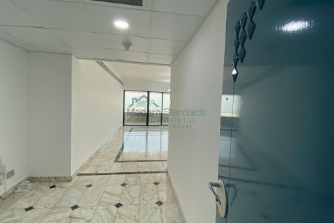 Appartement à louer à Sheikh Zayed Road, Dubai, EAU 3 chambres, 2280 m2 № 295342 - photo 17