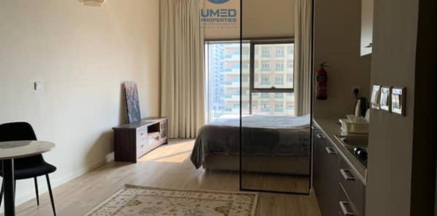 Appartement à Jumeirah Village Circle, Dubai, EAU: 1 pièce, 35 m2 № 679209