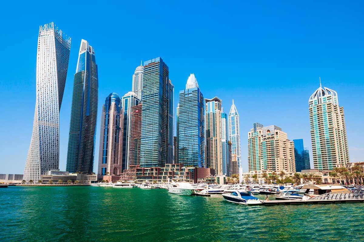 Why should a digital nomad choose the UAE?