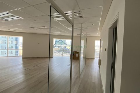 Office til leje i Sheikh Zayed Road, Dubai, UAE 2270 kvm № 294003 - foto 19