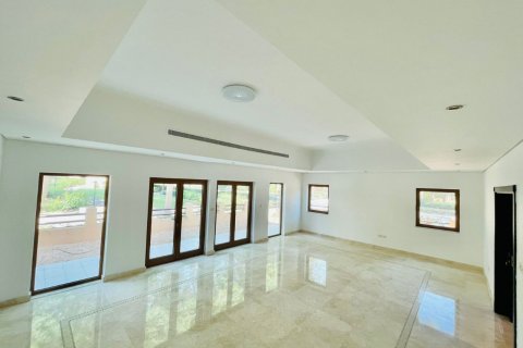 Villa i Al Furjan, Dubai, Emiratene 5 soverom, 70 kvm nr. 292909