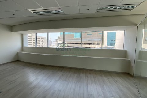 Office til leje i Sheikh Zayed Road, Dubai, UAE 2270 kvm № 294003 - foto 5