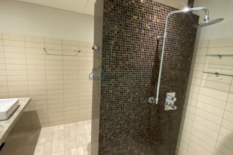 Appartement te huur in Sheikh Zayed Road, Dubai, VAE 2 slaapkamers, 1055 vr.m., nr 295359 - foto 16