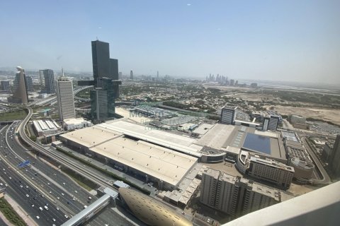 Appartement te huur in Sheikh Zayed Road, Dubai, VAE 2 slaapkamers, 1055 vr.m., nr 295359 - foto 15