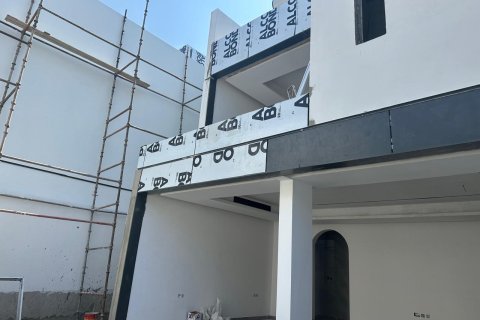 Kaupunkipientalo Al Zorah, Ajman, Arabiemiraatit 4 makuuhuonetta, 297 m2 № 647573